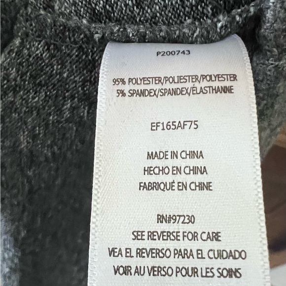 Absolutely Famous Gray Cold Shoulder Dress/Knee Length/ HAS POCKETS! Large/ NWT! - Picture 5 of 6